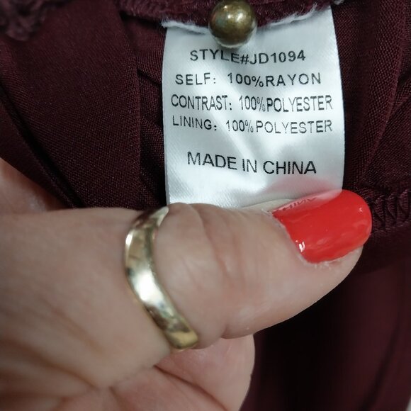 3045 Size Large Jodifl Burgundy Floral Pattern Tunic Dress. - Picture 9 of 10